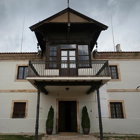 Terradillos Casa Rural Palacio Conde De Aldana Con Piscina Entre Encinares Y Dehesas מראה חיצוני תמונה