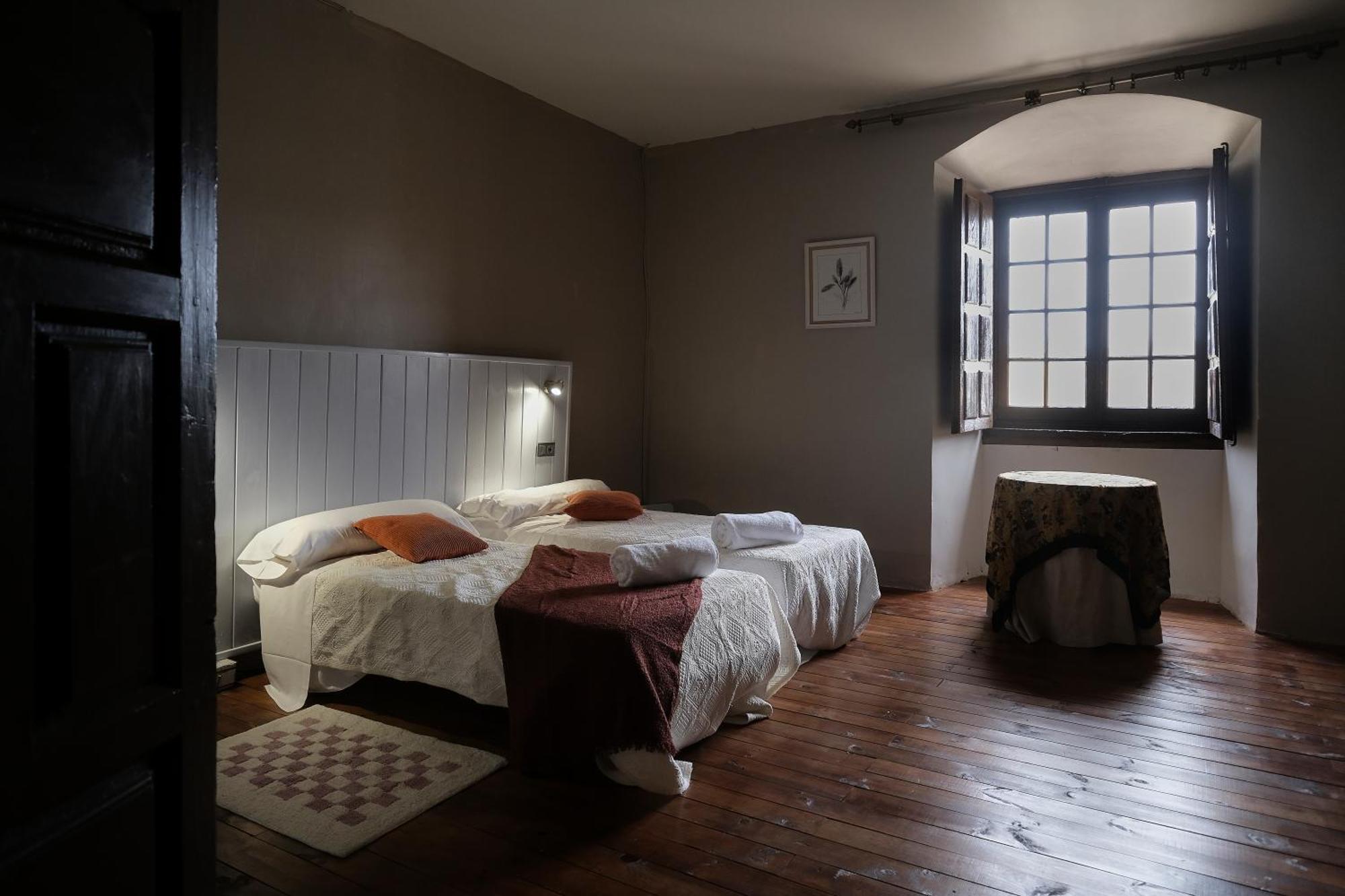 Terradillos Casa Rural Palacio Conde De Aldana Con Piscina Entre Encinares Y Dehesas מראה חיצוני תמונה