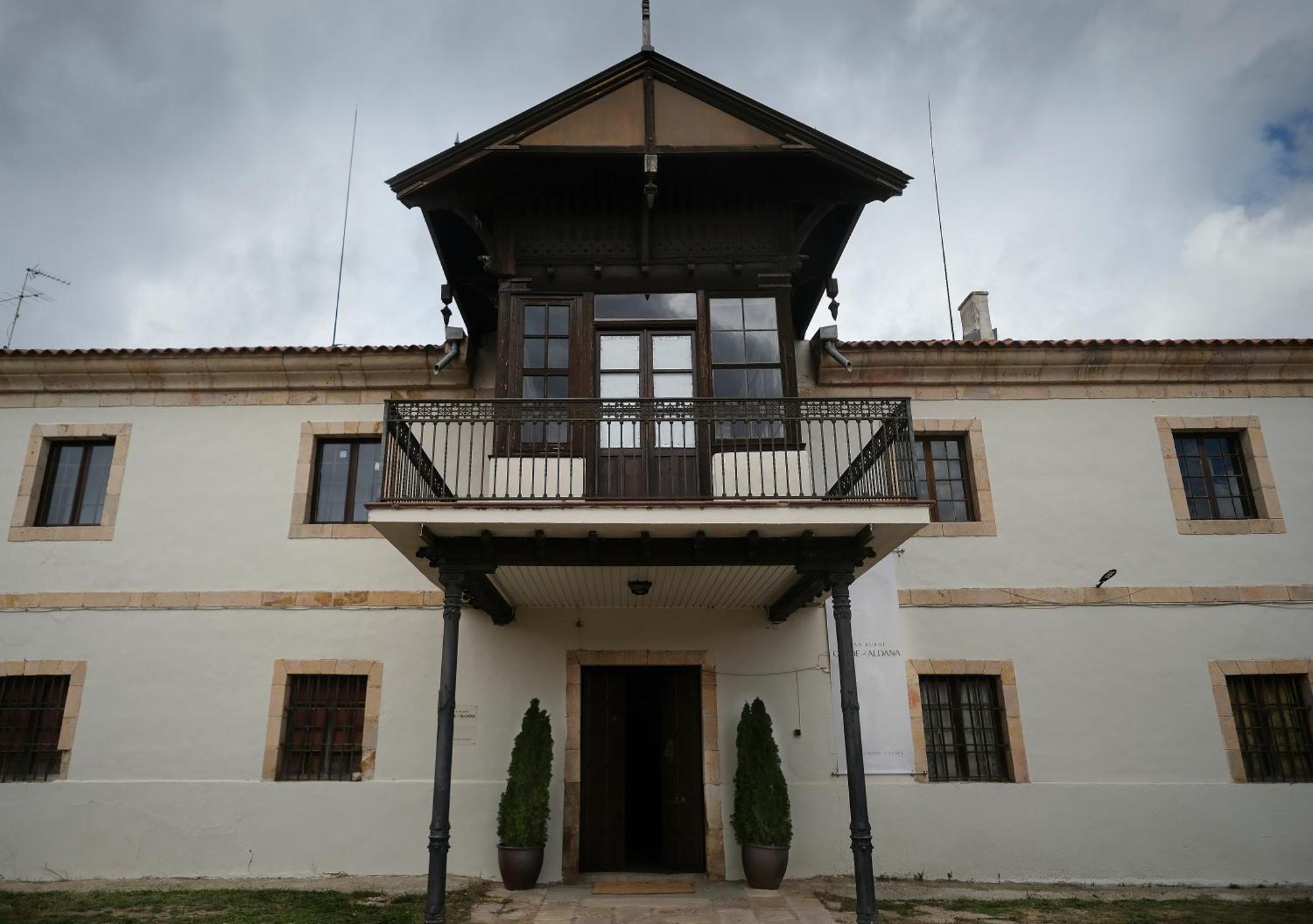 Terradillos Casa Rural Palacio Conde De Aldana Con Piscina Entre Encinares Y Dehesas מראה חיצוני תמונה