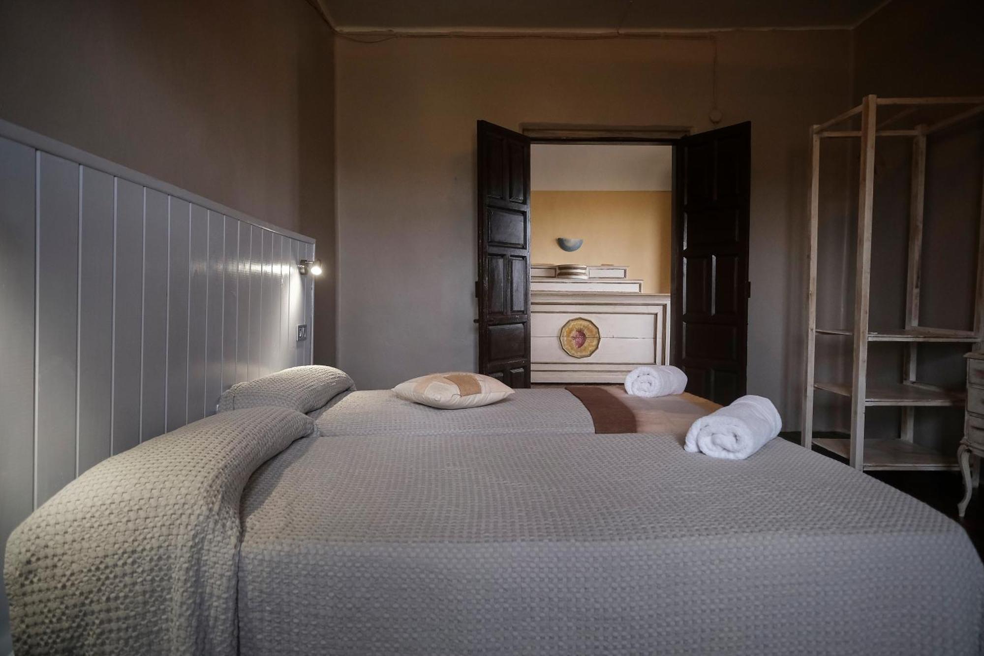 Terradillos Casa Rural Palacio Conde De Aldana Con Piscina Entre Encinares Y Dehesas מראה חיצוני תמונה